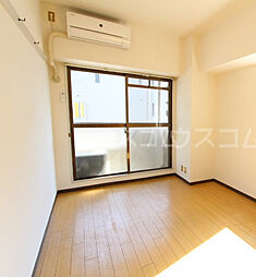 Ａ−Ｆｌａｔ 104 1階1DKのリビング/ダイニング