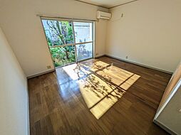 ネオハイムＵ 105 1階ワンルームのリビング/ダイニング