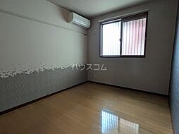 パインクレスト7 103 1階1LDKのリビング/ダイニング