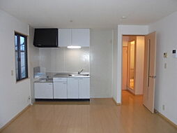 ステーションハウスリブ ＡＢＣ A101 1階2LDKのリビング/ダイニング