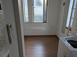 フェリスミラベル 101 1階ワンルームのリビング/ダイニング