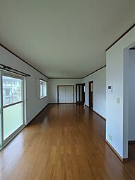 武藤貸家 01 1階4SLDKのリビング/ダイニング