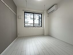 コルビジェIV 103 1階ワンルームのリビング/ダイニング