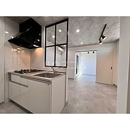 Revive黄金 303 3階1LDKのリビング/ダイニング