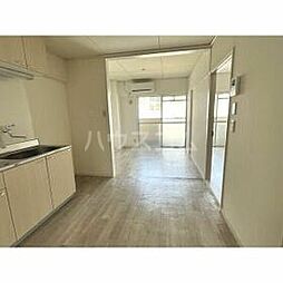 マルトウビル 2階3DKのリビング/ダイニング