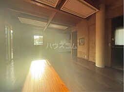 小室長島貸家 1 1階4LDKのリビング/ダイニング