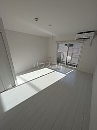 ＣｌｅｖｅｒＣｒｅｓｔ 202 2階1Kのリビング/ダイニング