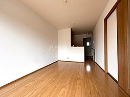 ウエストヒルズ 107 1階2LDKのリビング/ダイニング