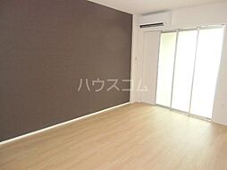 オリーブヴィラ湘南 105 1階1Kのリビング/ダイニング