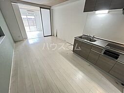 アドマステラス壬生松原 2階1LDKのリビング/ダイニング