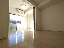 日神デュオステージ蓮根 302 3階1DKのリビング/ダイニング