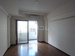 ラグジュアリーアパートメント両国 705 7階1Kのリビング/ダイニング