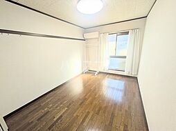 メゾン大多和 102 1階ワンルームのリビング/ダイニング