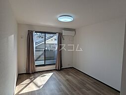 スカイパラスIII 104 1階1Kのリビング/ダイニング