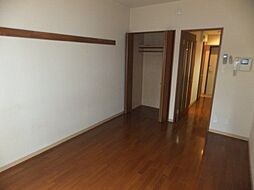 ルミエール 102 2階1Kのリビング/ダイニング