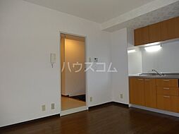 フィルハウゼ五条 4階2DKのリビング/ダイニング