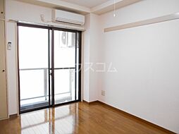 プレシャス西葛西 303 2階1Kのリビング/ダイニング