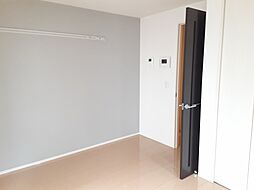 フラット明大前 202 2階1Kのリビング/ダイニング