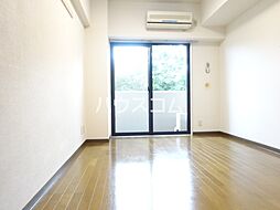 リヴェール・ビッグパイン 4階1Kのリビング/ダイニング