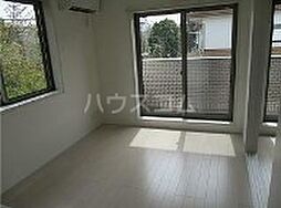 ヴェルデ三鷹 202 2階1LDKのリビング/ダイニング