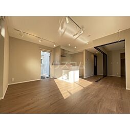 アゼリア 105 1階1LDKのリビング/ダイニング