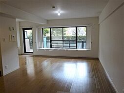 ライオンズステージ上野毛 210 1階3LDKのリビング/ダイニング