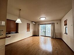 菅野2丁目貸家 01 1階4LDKのリビング/ダイニング