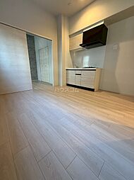 グランエピ 1階1LDKのリビング/ダイニング