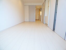 京成本線 京成大久保駅 徒歩10分の賃貸アパート 3階1Kのリビング/ダイニング