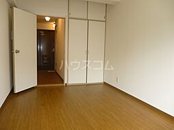 フラット75 207 2階1Kのリビング/ダイニング