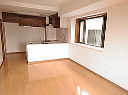 キャッスル瑞江 302 3階1LDKのリビング/ダイニング