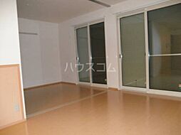 ソレイユ 103 1階1LDKのリビング/ダイニング