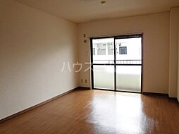 レイクサイドヴィラ 303 3階1Kのリビング/ダイニング