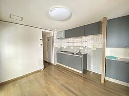 ラ・コスタ浦安 302 3階2DKのリビング/ダイニング