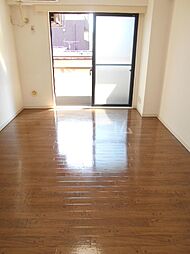 プライムホームズ131 3階2DKのリビング/ダイニング