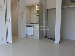 グリーン・ジュピター 205 2階ワンルームのリビング/ダイニング