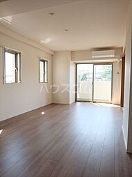 ソレイユ御蔵町 406 4階2LDKのリビング/ダイニング