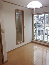 オークパレス 2階1Kのリビング/ダイニング