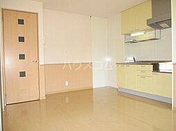 ローズフラワー小倉 105 1階2LDKのリビング/ダイニング