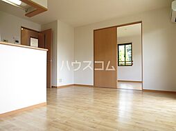 フレンドハウス23　Ａ 2階2LDKのリビング/ダイニング