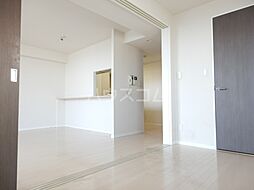 リーフコンフォート新小岩 10階2LDKのリビング/ダイニング