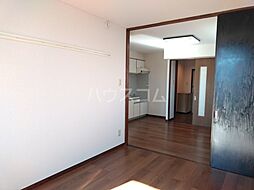 小田急小田原線 相武台前駅 徒歩5分の賃貸マンション 4階2DKのリビング/ダイニング