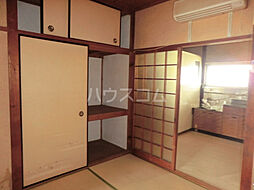 ホームワカミヤ 2-13 2階2DKのリビング/ダイニング