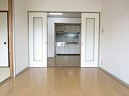 西武拝島線 武蔵砂川駅 徒歩10分の賃貸マンション 4階2DKのリビング/ダイニング