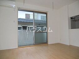 グローリエ 201 2階1LDKのリビング/ダイニング