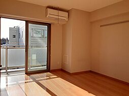 レジディア国立II 503 5階1Kのリビング/ダイニング