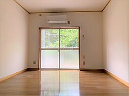 ジャンポールＡ棟 102 1階1Kのリビング/ダイニング