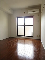 JR青梅線 昭島駅 徒歩4分の賃貸マンション 1階1Kのリビング/ダイニング