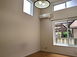 バレンシア 101 1階1Kのリビング/ダイニング