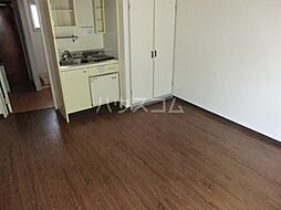 シャトレ高柳 1E 1階ワンルームのリビング/ダイニング